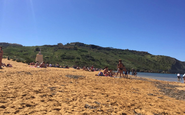 Newly furnished appt in Gozo