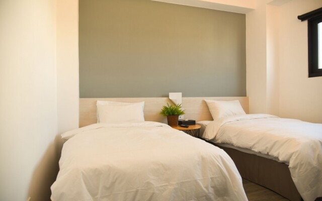 S. F. Hotel