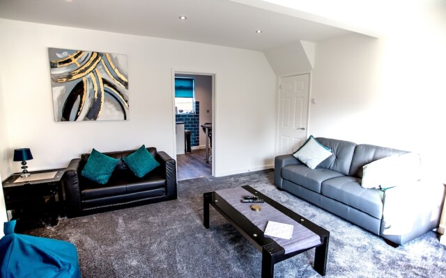 Entire House Tamworth