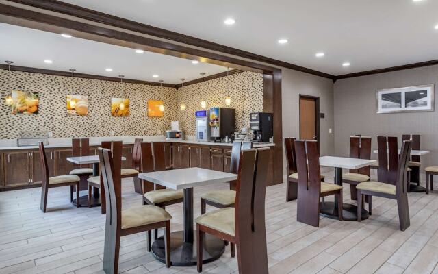 Comfort Inn & Suites North Little Rock JFK Blvd
