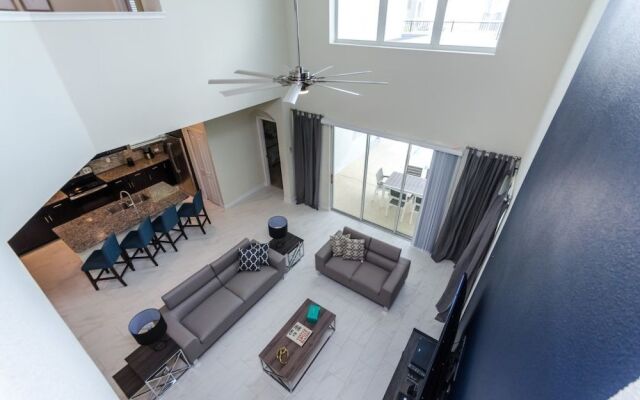 Amazing House! - Champions Gate - 1568TL