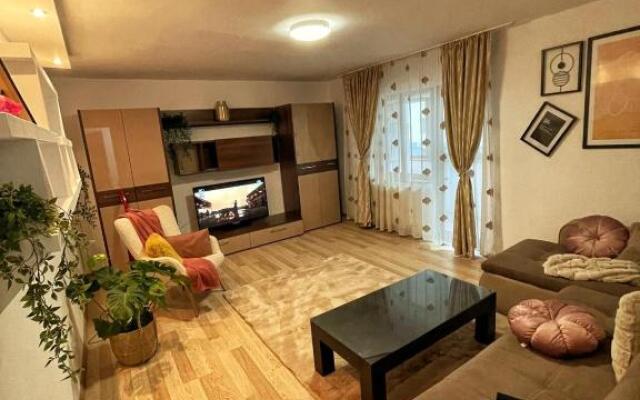 Subcetate Apartment