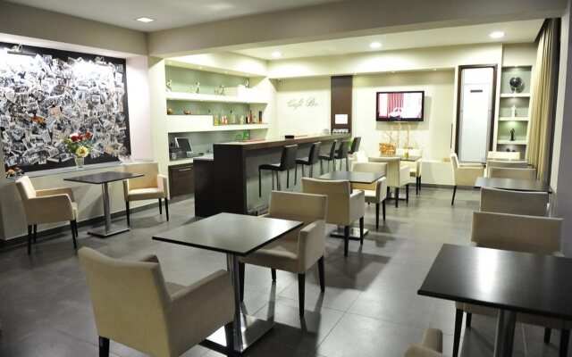 Maritime Hotel Aparts
