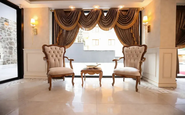 Alya Boutique Hotel