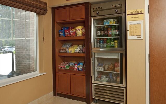 Fairfield Inn & Suites Brunswick Freeport