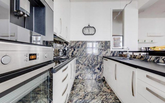 Luxury&Quiet charming 2-bedrooms Apt near river