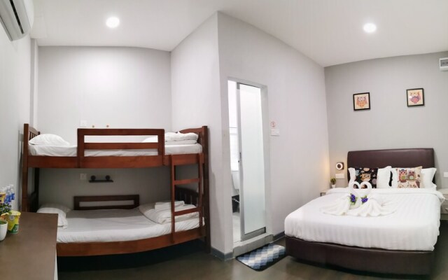 The Nest Hostel Semporna