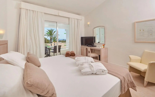 Prinsotel La Caleta Hotel And Apartments