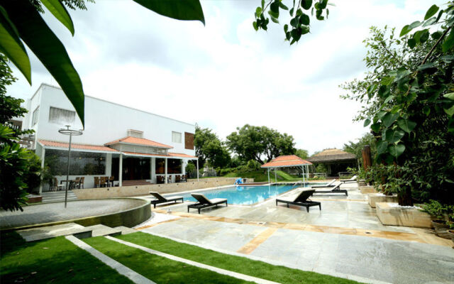 Mrugavani Resort and Spa