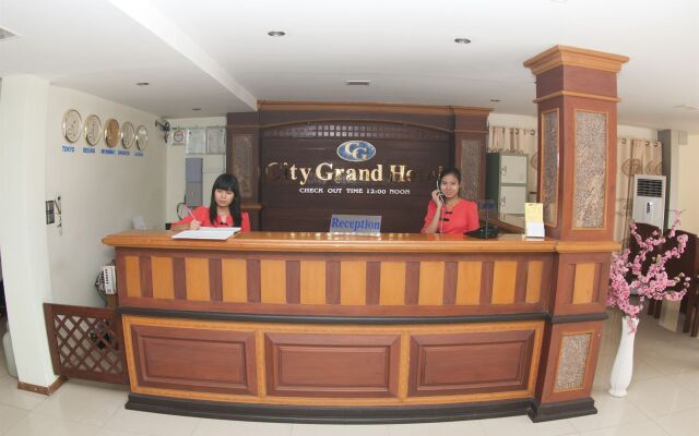 City Grand Hotel