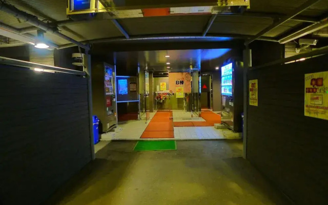 GOLF III Atsugi - Adults Only