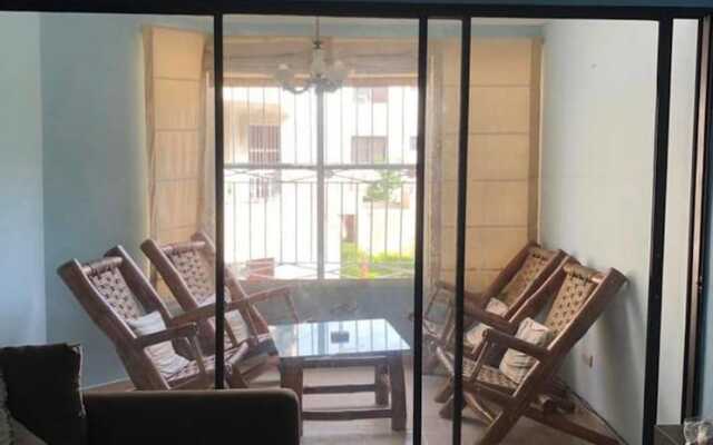 2 bedroom condo near beach