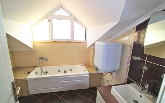 Olympia Apart 6 by Villa Buketi