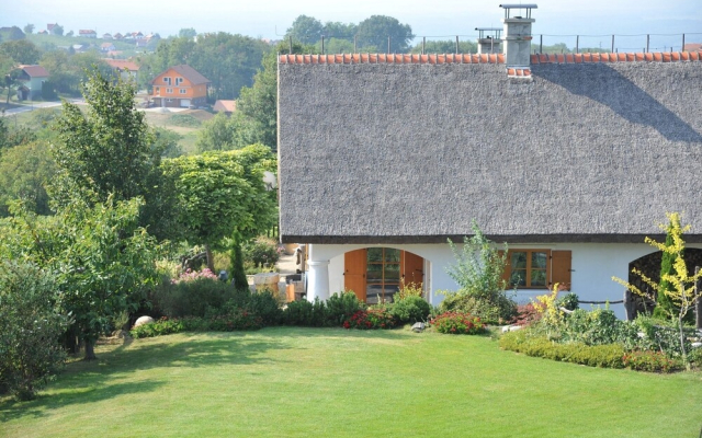 Wellness Vineyard Cottage Cuk