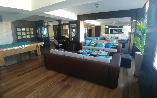 Hotel Las Rocas