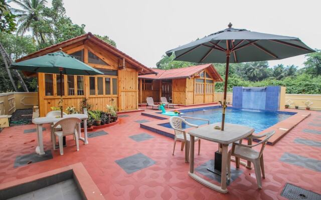 OYO 10723 Home Pool View Studio Colva