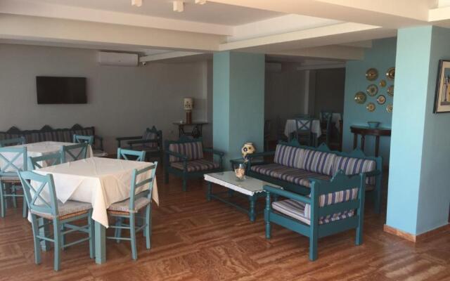 Knossos Hotel