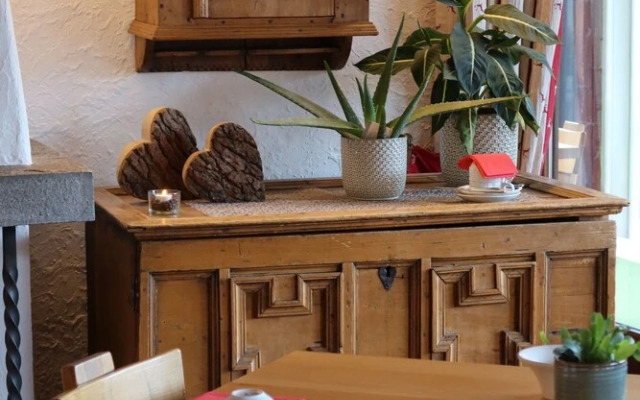 Giessen Hotel & Coffeehouse