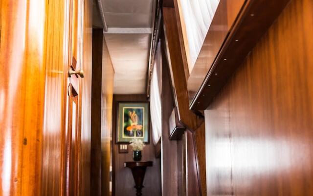 Salt Dancer Mega Yacht Vacation