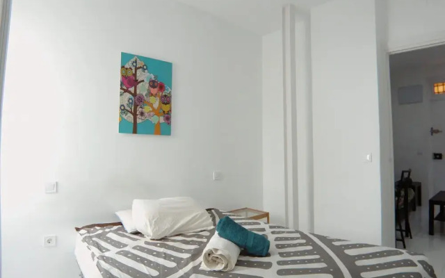 Apartamento de 2 Habitaciones en Puerta del Angel AZ1B