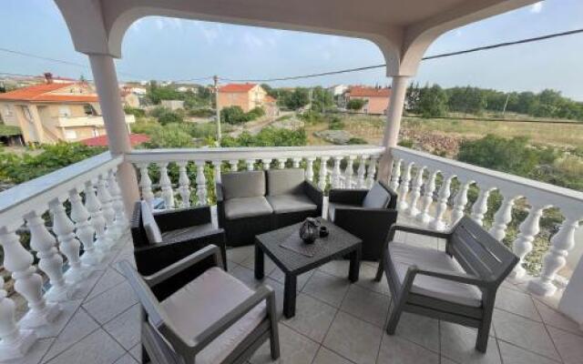 Apartmani Mirela