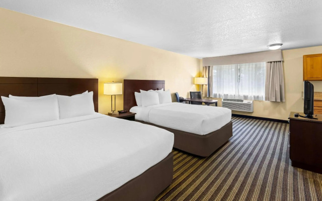 Quality Inn & Suites Vancouver - Hazel Dell