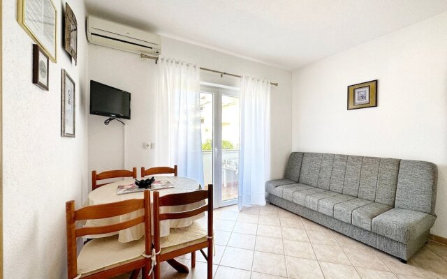 Mari - 150 m From sea - A2