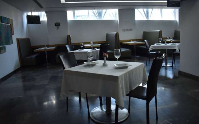 Ramada by Wyndham Mexico City Santa Fe