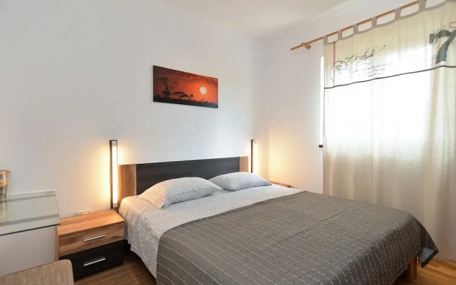 Apartment 1782