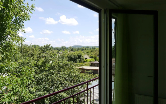 Punkrock Harbour Pension Bähr