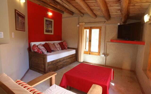 La Pilar Petit Chalets