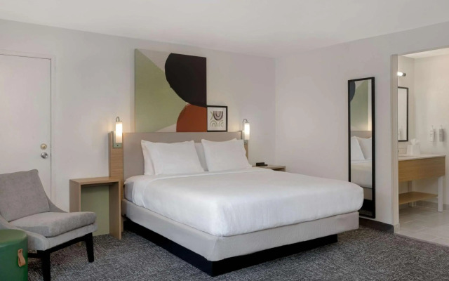 Spark by Hilton Savannah Midtown
