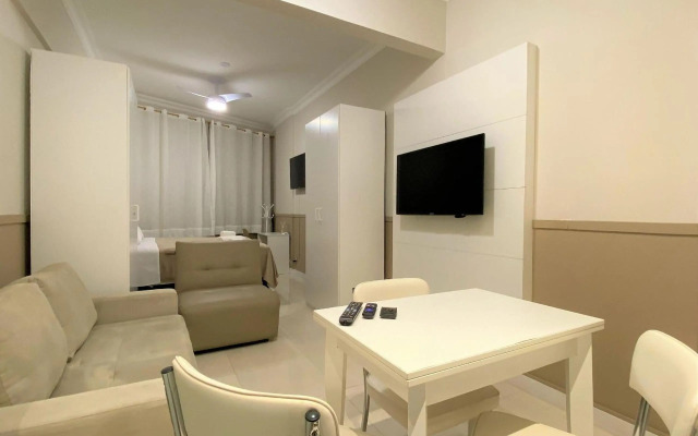 M50 - Quadra da Praia Copacabana - Studio Acolhedor