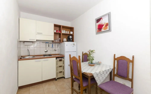 Apartments Dinko