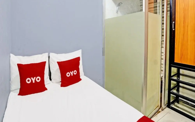 Hotel O Surabaya near Universitas Airlangga formerly Kertajaya Residence Surabaya