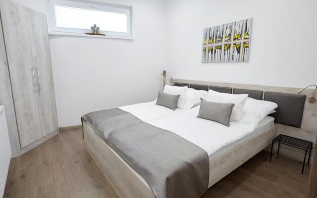 Főtér apartman II.