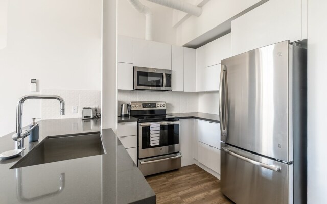 GLOBALSTAY. Dundurn LOFTS. Free parking