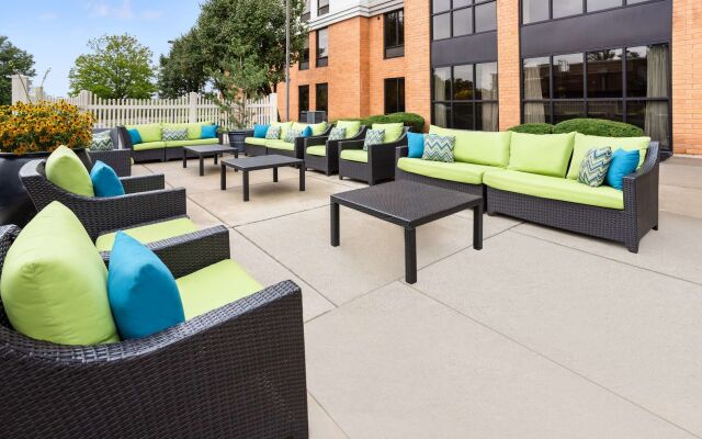 Hampton Inn & Suites Valley Forge/Oaks