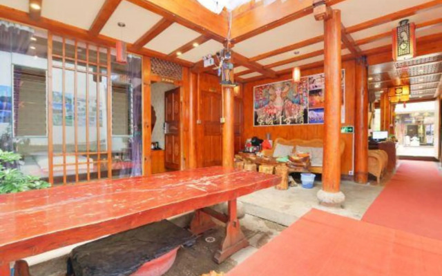 Lijiang Rongshe Liyuan Inn