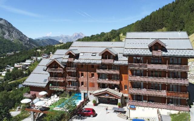 Odalys Le Hameau et les Chalets de la Vallée d Or