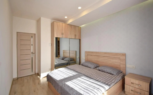 New eurorenovated, Modern apartment for rent in Koghbatsi street KO1642