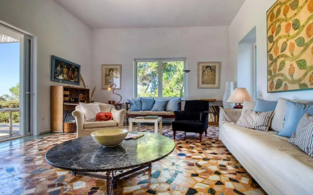 Summer Villa in Porto Rafti