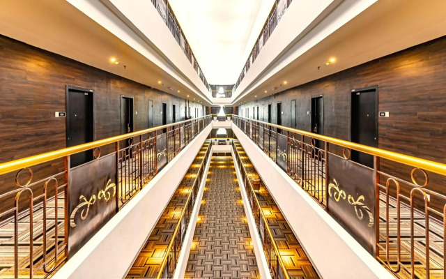 Avenue Garden Hotel