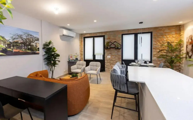 The Regal Condo by Acomodo Casco Viejo