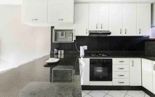 La Ballito 603 (new listing)