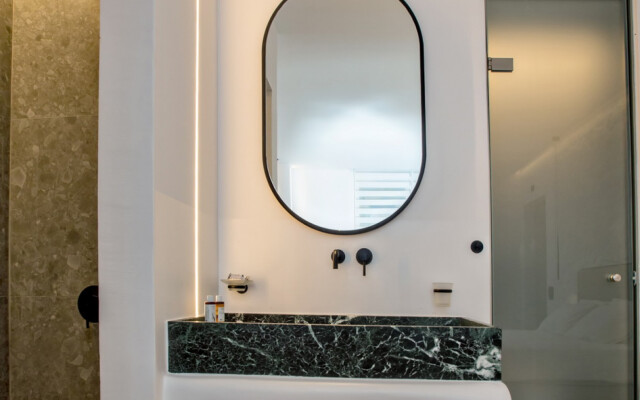 Levantes Luxury Suites I & II