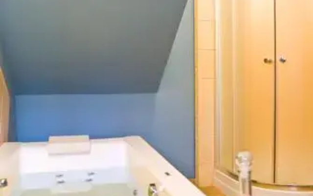 Pałacyk Łąkomin