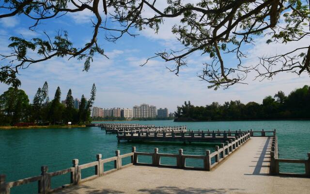 Chengching Lakeside Resort
