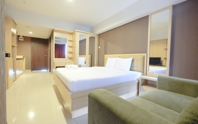 Comfortable and Modern Studio Apartment near Cawang and MT Haryono – Guest Rooms – Jakarta