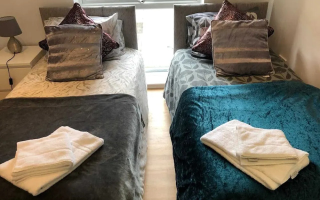 Luxury Apartment Near Piccadilly Station